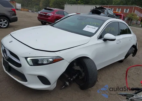 2019 Mercedes-Benz A 220 4Matic из США, поврежденный, VIN WDD3G4FB0KW032008